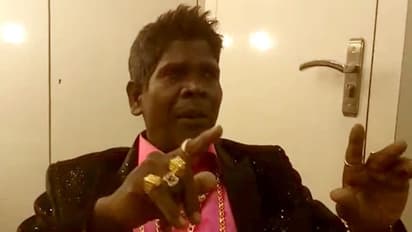 বীরভূমের বাদাম কাকুর মুম্বই পাড়ি, জনপ্রিয় সঙ্গীত পরিচালকের আদলে ভাইরাল কাঁচা বাদাম খ্যাত ভুবন বাদ্যকার 