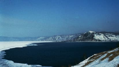 রাশিয়াতেই আছে বিশ্বের বৃহত্তম মিস্টি জলের হ্রদ - ৩ কোটি বছরের পুরোনো, লুকিয়ে অনেক রহস্য