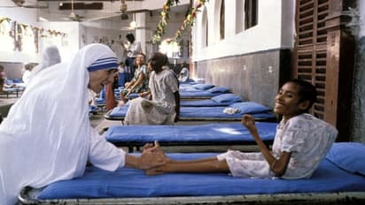 ആയുഷ്കാലം മുഴുവന്‍ ആലംബഹീനര്‍ക്ക്, ഇന്ന് മദർ തെരേസയുടെ ജന്മദിനം