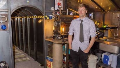 വീട്ടിൽനിന്നും ഷെഡ്ഡിലേക്ക് നടക്കുമ്പോൾ മഴ നനയരുത്, മൂന്നുമീറ്ററിൽ അടിപൊളി തുരങ്കം നിർമ്മിച്ച് യൂട്യൂബർ