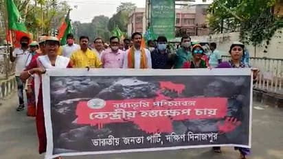 'পুলিশ প্রশাসন তথ্য লোপাট করার চেষ্টা করছে', বালুরঘাটে প্রতিবাদ মিছিল বিজেপির
