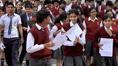 কমন ইউনিভার্সিটি এন্ট্রান্স টেস্ট কোনও বোর্ড পরীক্ষায় বাধা হয়ে দাঁড়াবে না-ইউজিসি