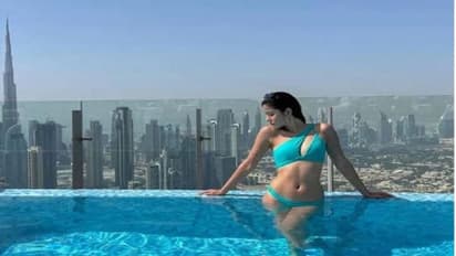 వైరల్ ఫొటో:   బికినీ తో పాప ట్రీట్,కుర్రాళ్ల కామెంట్స్ పోటు