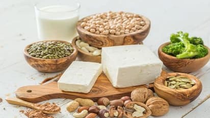 World TB Day 2022: टीबी के जोखिम को 10 गुना तक कम कर सकते है ये फूड आइटम, आज ही करें डाइट में शामिल