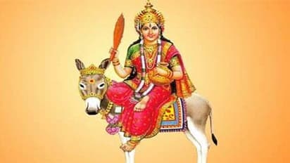 Sheetala Ashtami 2022: शीतला सप्तमी पर करें ये उपाय और मंत्र जाप, अच्छी रहेगी सेहत और बनी रहेगी खुशहाली