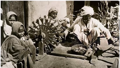 History of Khadi :   ഖാദിയുടെ കഥ, ഇന്ത്യയുടെ സിഗ്നേച്ചർ ഫാബ്രിക്ക്...