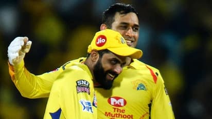 মরসুমের মাঝপথে অধিনায়কত্ব ছাড়লেন জাদেজা, ফের একবার সিএসকে অধিনায়ক ধোনি