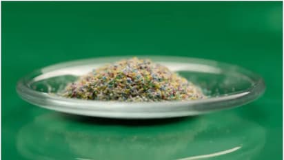 അന്തംവിട്ട് ആരോഗ്യമേഖല; മനുഷ്യരക്തത്തില് ആദ്യമായി മൈക്രോ പ്ലാസ്റ്റിക് കണ്ടെത്തി, ആശങ്കയോടെ ഗവേഷകര്