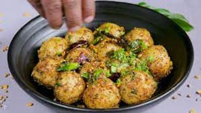 స్పైసీ రవ్వ బాల్స్.. ఇంట్లోనే ఇలా చేస్తే ఎంత రుచిగా ఉంటాయో తెలుసా?