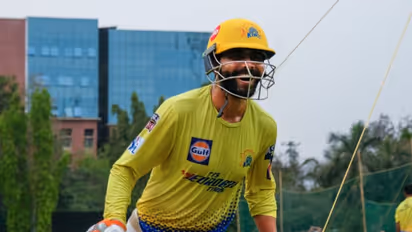 IPL 2022 : റെയ്നയുടെ വിധി ജഡ്ഡുവിനും? സിഎസ്കെയില് രവീന്ദ്ര ജഡേജയുടെ ഭാവി സംബന്ധിച്ച് സൂചനയുമായി മുന്താരം