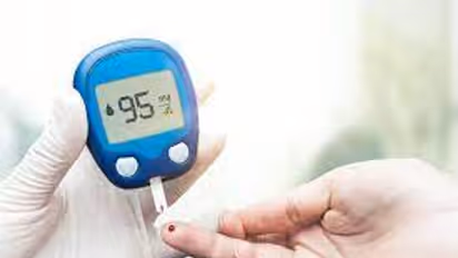 Diabetes: ఈ సీజన్ లో డయాబెటీస్ పేషెంట్లకు ఏ పండ్లు మంచివో తెలుసా..?