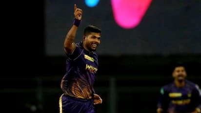 CSK vs KKR: முதல் ஓவரிலேயே ரன்னே அடிக்காமல் டக் அவுட்டான ருதுராஜ்..! ஓபனர்கள் 2 பேரையுமே தூக்கிய உமேஷ் யாதவ்