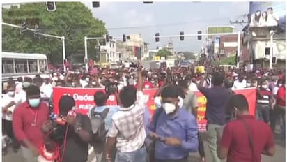 സാമ്പത്തിക പ്രതിസന്ധി; ശ്രീലങ്ക വിദേശത്തെ എംബസികൾ അടച്ചുപൂട്ടുന്നു, വിലക്കയറ്റം രൂക്ഷം