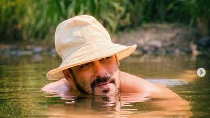 'পরবর্তী ছবিতে কি কুমিরের চরিত্রে দেখা যাবে', সলমনকে পুকুরে স্নান করতে দেখে প্রশ্ন নেটিজেনের