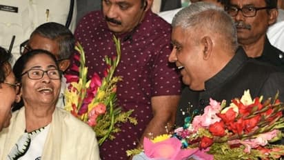 দিল্লি পৌঁছালেন NDAর উপরাষ্ট্রপতি পদপ্রার্থী, এই রাজ্যে জগদীপ ধনখড়কে নিয়ে তরজা বিজেপি-তৃণমূলের