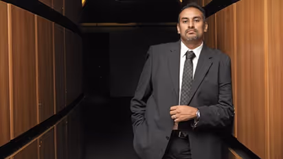 Oscars 2022 : 7-வது முறையாக ஆஸ்கர் விருது வென்று கெத்து காட்டும் இந்தியர்... யார் இந்த நமித் மல்கோத்ரா?