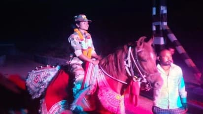 राजगढ़ की फौजी बिटिया : ITBP की ट्रेनिंग कर जब वर्दी में गांव लौटी तो हुआ ऐसा स्वागत कि छलक पड़े आंसू