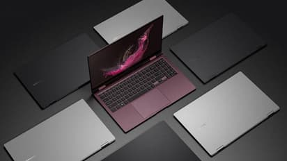 മൂന്ന് മാസം കൂടി ലാപ് ടോപ്പ് ഇറക്കുമതി ചെയ്യാം; നിയന്ത്രണ ഉത്തരവ് താൽക്കാലികമായി മരവിപ്പിച്ച് കേന്ദ്രം 