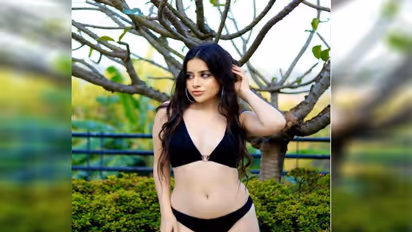 ऊर्फी जावेद की मां के सामने सिक्योरिटी गार्ड ने की बदतमीजी, भड़की एक्ट्रेस ने कही ये बात, देखें Video