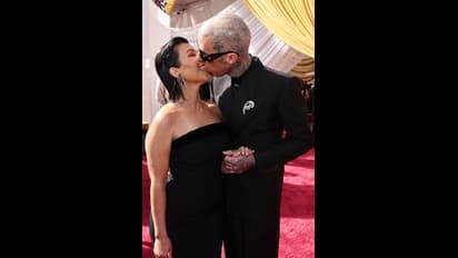 ಪಬ್ಲಿಕ್‌ನಲ್ಲಿ Tongue kissing ಮಾಡಿ ಟ್ರೋಲ್ ಆದ ಖ್ಯಾತ ನಟಿ!