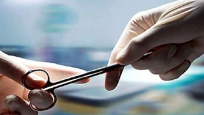 குடும்ப கட்டுப்பாட்டு சிகிச்சைக்கு சென்ற பெண்.. அஜாக்கிரதையாக இருந்த மருத்துவர்கள்.!! வெளியான அதிர்ச்சி தகவல்