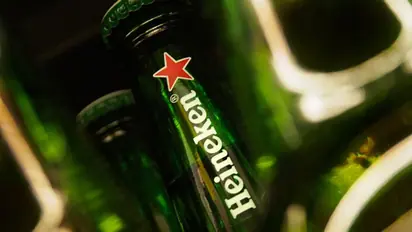 Heineken exits Russia, brewer to bear $320 million loss