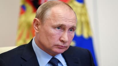 Ukraine crisis: US targets Putin’s daughters in sanctions against Russia