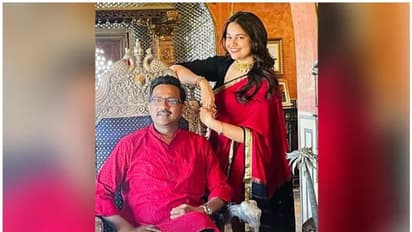 'നീയെനിക്ക് നല്‍കിയ പുഞ്ചിരി'; വീണ്ടും സന്തോഷം പങ്കുവെച്ച് ടീന, വിവാഹ നിശ്ചയ ചിത്രങ്ങള്‍