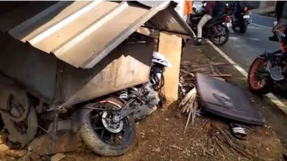 ഭരണങ്ങാനത്ത് ബൈക്ക് പോസ്റ്റിലിടിച്ച് എഞ്ചിനീയറിങ് വിദ്യാർത്ഥി മരിച്ചു, സുഹൃത്തിന് പരിക്ക്