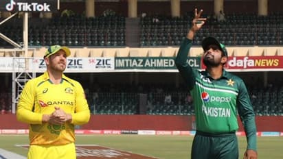 PAK vs AUS : ഓസീസിനെതിരെ രണ്ടാം ഏകദിനത്തില് പാകിസ്ഥാന് ടോസ്; ഹസന് അലി പുറത്ത്