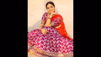 Sree Mukhi Photos : యాంకర్ శ్రీముఖి ఉగాది స్పెషల్ ట్రీట్.. లెహంగా వోణీలో మతిపోయేలా రాములమ్మ ఫోజులు  