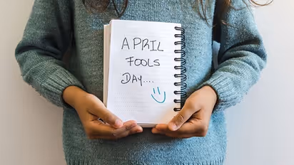 অর্থ সংক্রান্ত এই কয়টি তথ্য থেকে সতর্ক থাকুন আজ, April Fool হয়ে যেতে পারেন