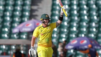 Pakistan vs Australia: மெக்டெர்மோட் அபார சதம்; டிராவிஸ் ஹெட், லபுஷேன் அதிரடி அரைசதம்! 348 ரன்களை குவித்த ஆஸி.,