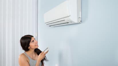 घर को बनाए मनाली जैसा ठंडा ! झटपट लाये Voltas PureAir 2022 AC, कमरे में कूलिंग के साथ देगा शुद्ध हवा 