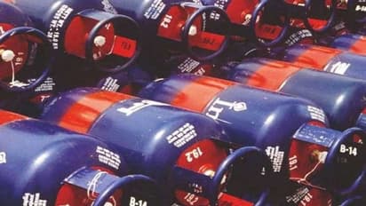 Commercial LPG cylinder price slashed, Know rates in your city