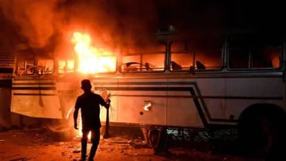 பொருளாதார நெருக்கடி.. இலங்கை அதிபர் வீட்டின் முன் வன்முறை.. 45 பேர் கைது..!