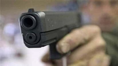 भाजपा नेता के पुत्र ने अपने ही बेटे को मारी गोली, जांच में जुटी पुलिस की टीम