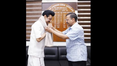 பாஜகவை வீழ்த்த ஸ்டாலின் ஃபார்முலாவை பாலோ பண்ணும் கெஜ்ரிவால்...! உற்சாகத்தில் திமுகவினர்