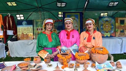 Ugadi 2022: 32 ఏండ్ల తర్వాత నూతన సంవత్సరాది 'నవ్రే' జరుపుకుంటున్న కాశ్మీరీపండిట్లు !