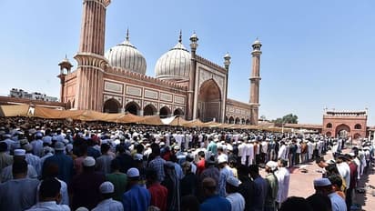 जामा मस्जिद का मुख्य गुंबद का अंतिम हिस्सा टूटा, शाही इमाम बुखारी ने बताई पूरी कहानी