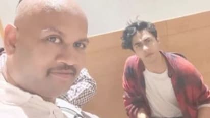 Aryan Khan Case: ആര്യൻഖാൻ കേസ്: എൻസിബിക്കെതിരെ വെളിപ്പെടുത്തൽ നടത്തിയ സാക്ഷി പ്രഭാകർ സെയിൽ അന്തരിച്ചു