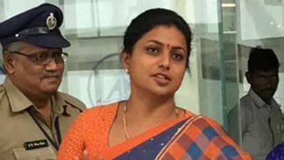 పవన్ పోరాటం ప్రజల కోసం కాదు.. ఆయనకు ఆప్షన్లు లేవు: మంత్రి ఆర్కే రోజా