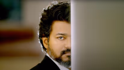 ஒரு படத்துக்கு 300 கோடி! சம்பள விஷயத்தில் விஜய்யை ஓவர்டேக் செய்த அந்த நடிகர் யார் தெரியுமா?