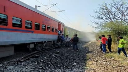 महाराष्ट्र के नासिक में ट्रेन एक्सीडेंट, पवन एक्सप्रेस के 10 डिब्बे पटरी से उतरे, यात्रियों में चीख-पुकार