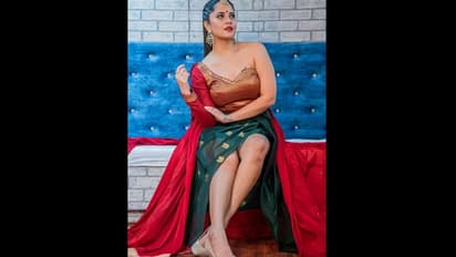 పొట్టి బట్టలేసుకుని ఆడవాళ్ల పరువు తీస్తున్నావ్‌..  `జబర్దస్త్` యాంకర్‌ అనసూయ కౌంటర్‌కి పిచ్చెక్కిపోవాల్సిందే