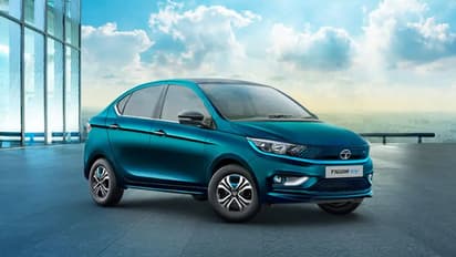 Tata Motors ने बनाया रिकॉर्ड, महज एक दिन में बेच डाले 700 EV , इन दो गाड़ियों की बिक्री ने मचाई धूम