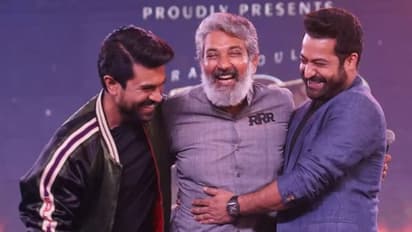 முடிவுக்கு வருகிறது RRR படத்தின் வசூல் வேட்டை... ரூ.1000 கோடி வசூலித்தும் ‘பாகுபலி 2’ சாதனையை பீட் பண்ண முடியல