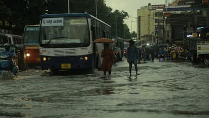 Kerala Rain : അടുത്ത 5 ദിവസം ഇടിമിന്നലോട് കൂടിയ മഴ; ചക്രവാതച്ചുഴിയും കാലവർഷക്കാറ്റും മഴയ്ക്ക് കാരണം