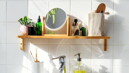 ಬಾತ್ ರೂಂನಲ್ಲಿ ಈ 7 ವಸ್ತುಗಳಿದ್ದರೆ ಕಾಡಬಹುದು ದರಿದ್ರ!