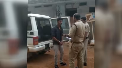 പൊലീസിന് നേരെ പൊതു മുതൽ നശിപ്പിച്ച കേസിലെ പ്രതിയുടെ ആക്രോശം